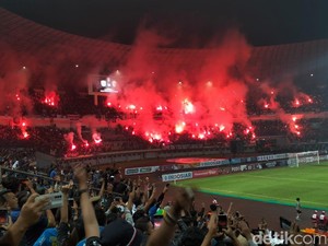 Piala Presiden dan Mencuatnya Kerusakan Stadion GBLA