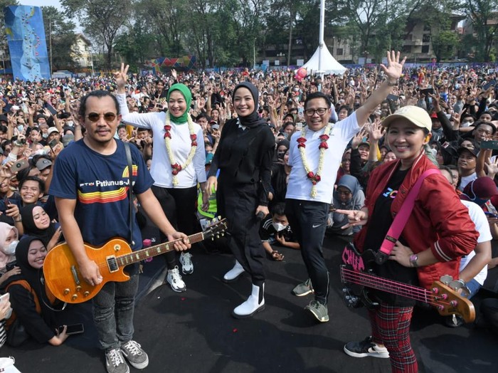 Gus Muhaimin dan Kotak