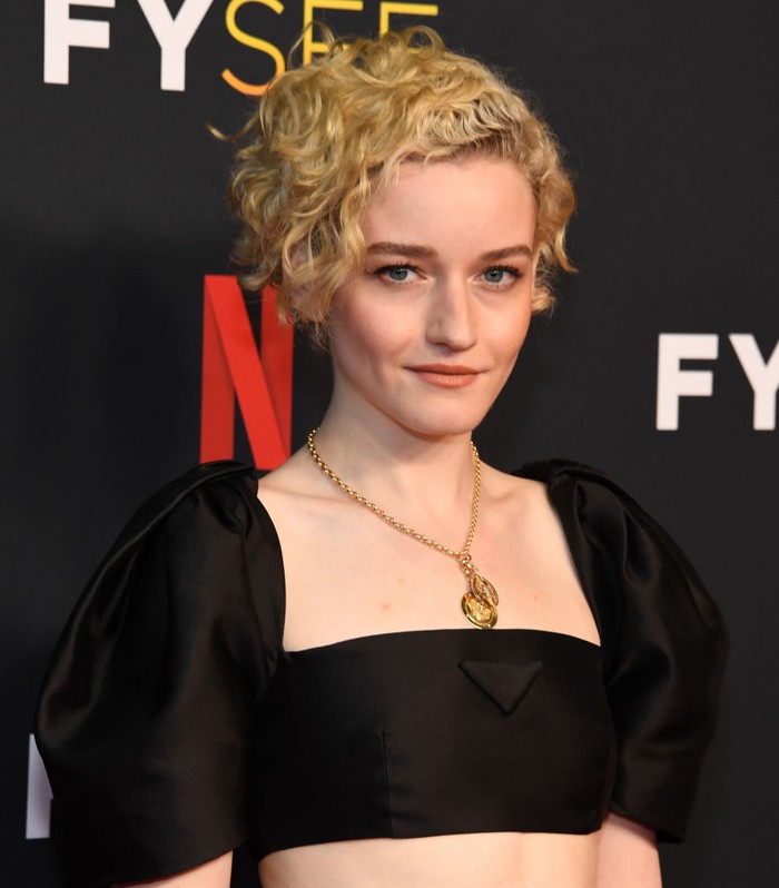 Julia Garner LOS ANGELES, CALIFORNIA - JUNE 05: Julia Garner attends
