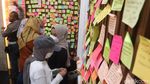 Kertas Warna-warni Berisi Ucapan Duka dan Doa untuk Eril Hiasi Gedung Pakuan