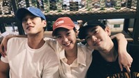 Pada caption foto, Ahn Bo Hyun menulis Woong Yum Bab yang merupakan panggilan karakter mereka. Foto: (dok. Instagram @bohyunahn)