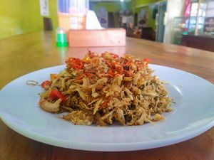 Nikmatnya Lawar Klungah Kuliner Khas Jembrana