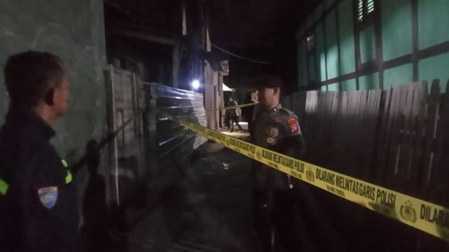 Lokasi kejadian penusukan di Dompu, NTB, Minggu (12/6/2022) dini hari.