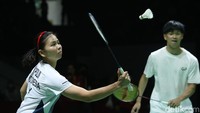 Acara kemudian dilanjutkan dengan mendengarkan video perjuangan Greysia setelah 30 tahun berkarya di bulutangkis. Dari usia 5 tahun hingga akhirnya ia mengakhiri di usia 34 tahun.