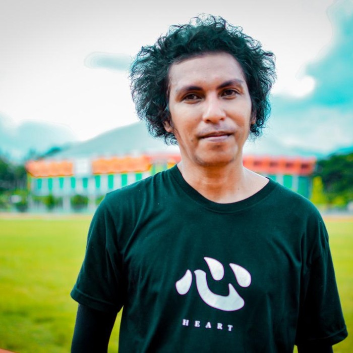 Pencipta lagu viral Linting Daun, Ayi Kreepeek