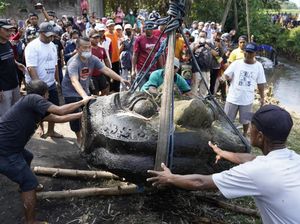 Arca Pentul Diangkat, Bupati Kediri Dorong Nambaan Jadi Desa Wisata