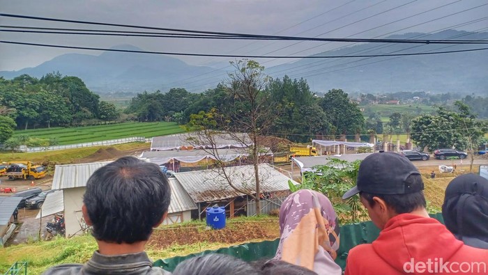 Persiapan pemakaman Eril di Cimaung, Kabupaten Bandung.