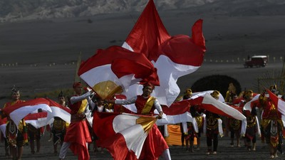 Ragam Tarian Meriahkan Pagelaran Eksotika Bromo