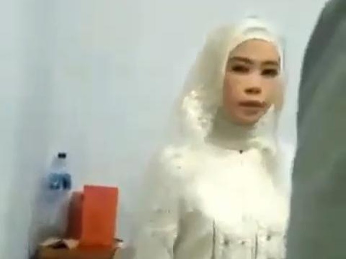 Viral istri labrak suami yang nikah lagi di Lumajang