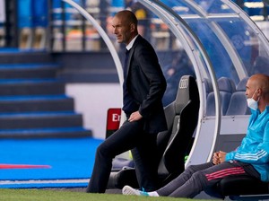 Zidane Sepakat Dikontrak PSG 3 Tahun?