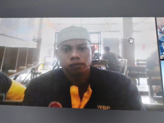 Abdul Wahed pembunuh yang mengakui perbuatannya di Pengadilan Negeri Surabaya