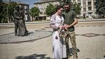 Bertemu di Medan Perang Ukraina, Pasangan Prajurit Ini Menikah