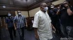 Bupati Langkat Non Aktif Jalani Sidang Dakwaan