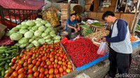 Kondisi itu menyebabkan stok barang semakin berkurang.