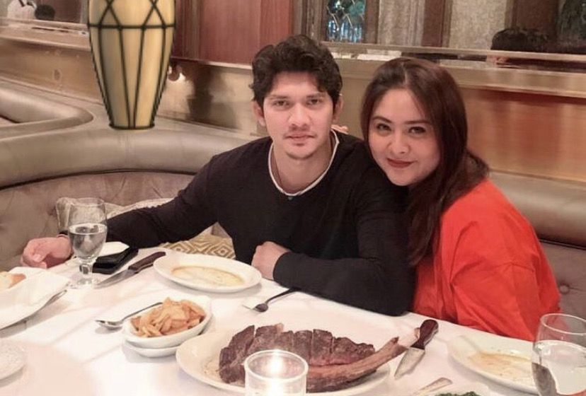 Hobi Makan, Iko Uwais Penggemar Ikan Woku hingga Tomahawk Steak