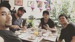 Hobi Makan, Iko Uwais Penggemar Ikan Woku hingga Tomahawk Steak