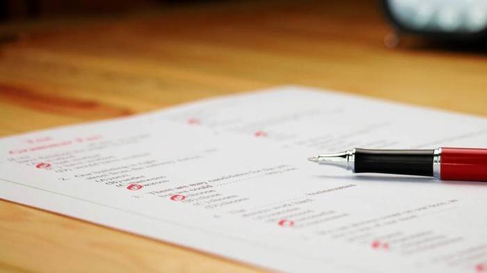 Ilustrasi IELTS dan TOEFL