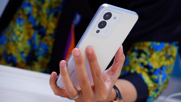 Infinix Note 12