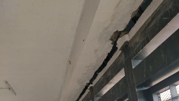 Kerusakan di Stadion GBLA.