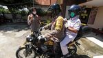 Potret Nakes Jemput Bola Vaksinasi COVID-19 di Pedalaman Aceh