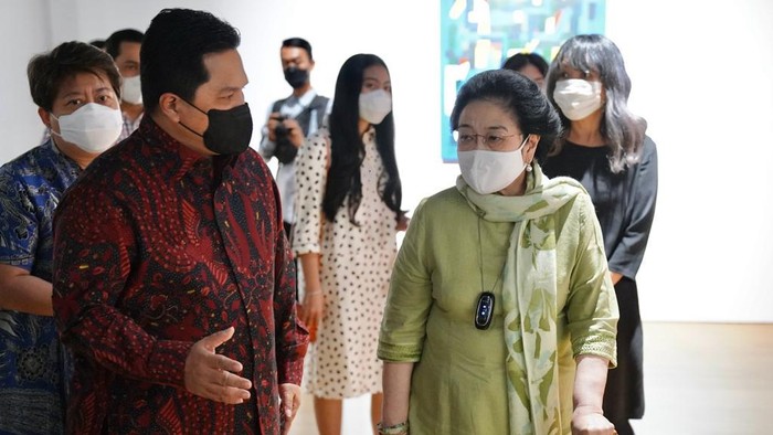 Momen Erick Thohir dampingi Megawati di Sarinah