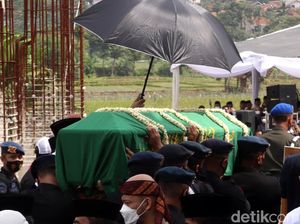 Pemakaman Eril, Duka Sepanjang Jalan Bandung ke Cimaung