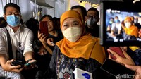 Khofifah sempat menyempatkan waktu menyapa para awak media di Gedung Pakuan. Dalam pernyataannya, Khofifah mengaku baru sempat datang ke Bandung untuk menyampaikan belasungkawa langsung ke Ridwan Kamil. Semenjak mendapat kabar mengenai Eril, Khofifah baru sempat menghubungi Kang Emil melalui telepon. Khofifah mendoakan Ridwan Kamil sekeluarga bisa tegar menghadapi kepergian Eril. Dia berharap Ridwan Kamil tetap kuat usai ditinggal putra sulungnya itu.