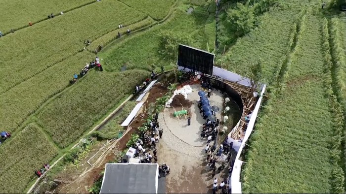 Penampakan Tempat Peristirahatan Terakhir Eril dari Udara Penampakan Tempat Peristirahatan Terakhir Eril dari Udara