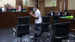 Penyuap Bupati Langkat Bacakan Pledoi