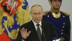 Presiden Putin Hadiri Perayaan Hari Rusia, Tampak Sehat-sehat Saja