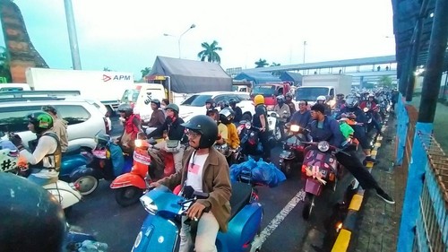 Peserta VWD mulai meninggalkan Bali melalui Pelabuhan Gilimanuk, Bali, Minggu (126/2022)