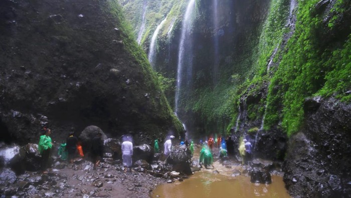 ritual mendak tirta