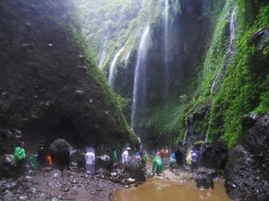 Warga Tengger Gelar Ritual Mendak Tirta Sebelum Rayakan Yadnya Kasada