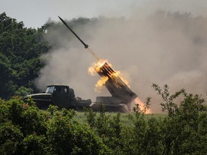 Rusia Hancurkan Rute Terakhir Evakuasi Sipil dari Sievierodonetsk