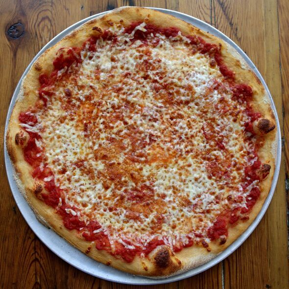 Salah Ukuran Pizza