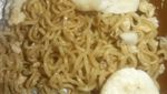 10 Topping Nyeleneh Mie Instan Ini Malah Bikin Tak Nafsu Makan!