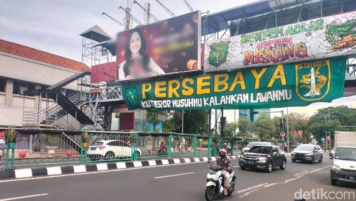 Persebaya Surabaya akan merayakan ulang tahun yang ke-95 pada 18 Juni mendatang. Hari ini, kemeriahan sudah terasa di Kota Pahlawan.