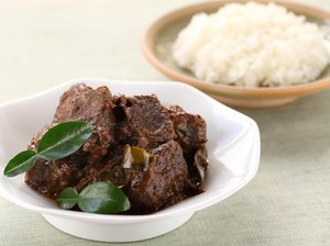 Apakah Boleh Rendang Padang Dibuat dari Bahan Non Halal? Ini 3 Penjelasannya