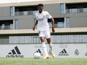 Lirikan Real Madrid Bikin Tchouameni Kebal Godaan Klub Lain!