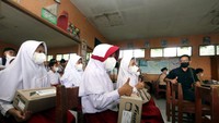 Hal ini dilakukan oleh Jamkrindo untuk mewujudkan kontribusinya di sektor pendidikan. Sekaligus dalam rangka memperingatan hari ulang tahun ke-52, PT Jamkrindo.