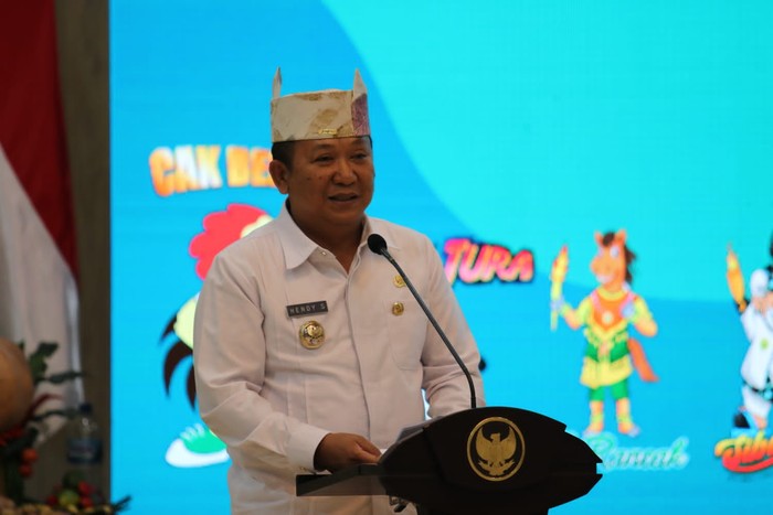 Bupati Jember Hendy Siswanto