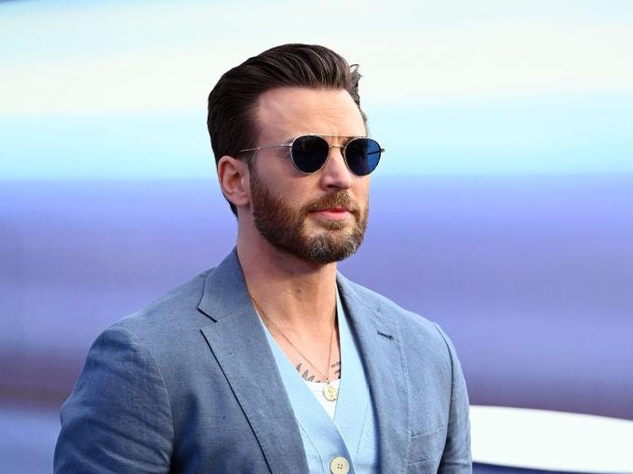 LONDON, ENGLAND - JUNE 13: Chris Evans attends the Lightyear UK Premiere at Cineworld Leicester Square on June 13, 2022 in London, England. (Photo by Joe Maher/Getty Images)