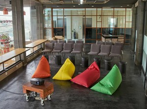 3 Fakta Soal Gaya Hidup Mentereng Karyawan Startup