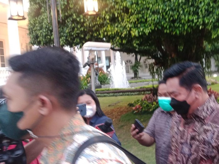 Hadi ke Istana  (Eva-detikcom)