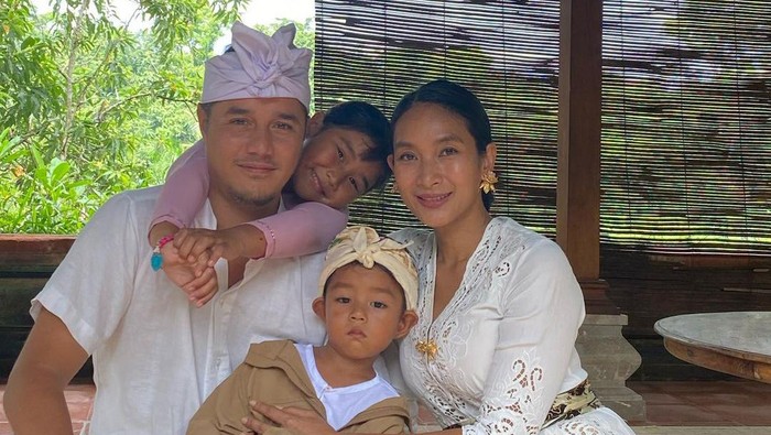 keluarga happy salma