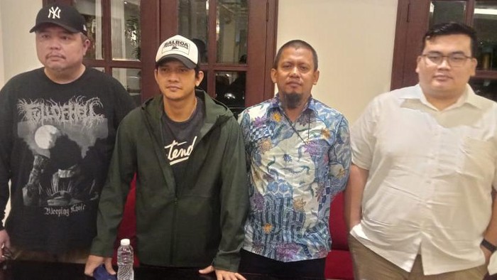 Kronologi Tuduhan Penganiayaan Versi Iko Uwais: Ditendang Duluan