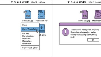Mengeluarkan flash disk dari laptop dengan eject atau langsung cabut. Foto: 2kindsofpeople
