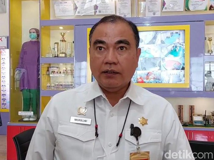 Vaksin penyakit mulut dan kuku (PMK) mulai didistribusikan. Jatim dan Jateng sudah mendapat vaksin impor tersebut.