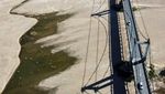 Gelombang Panas Bikin Sungai Loire di Prancis Mengering, Nih Fotonya