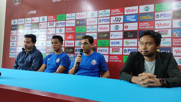 Piala Presiden 2022 menyuguhkan derbi Jatim di babak penyisihan Grup D. Persik Kediri akan melawan Arema FC.